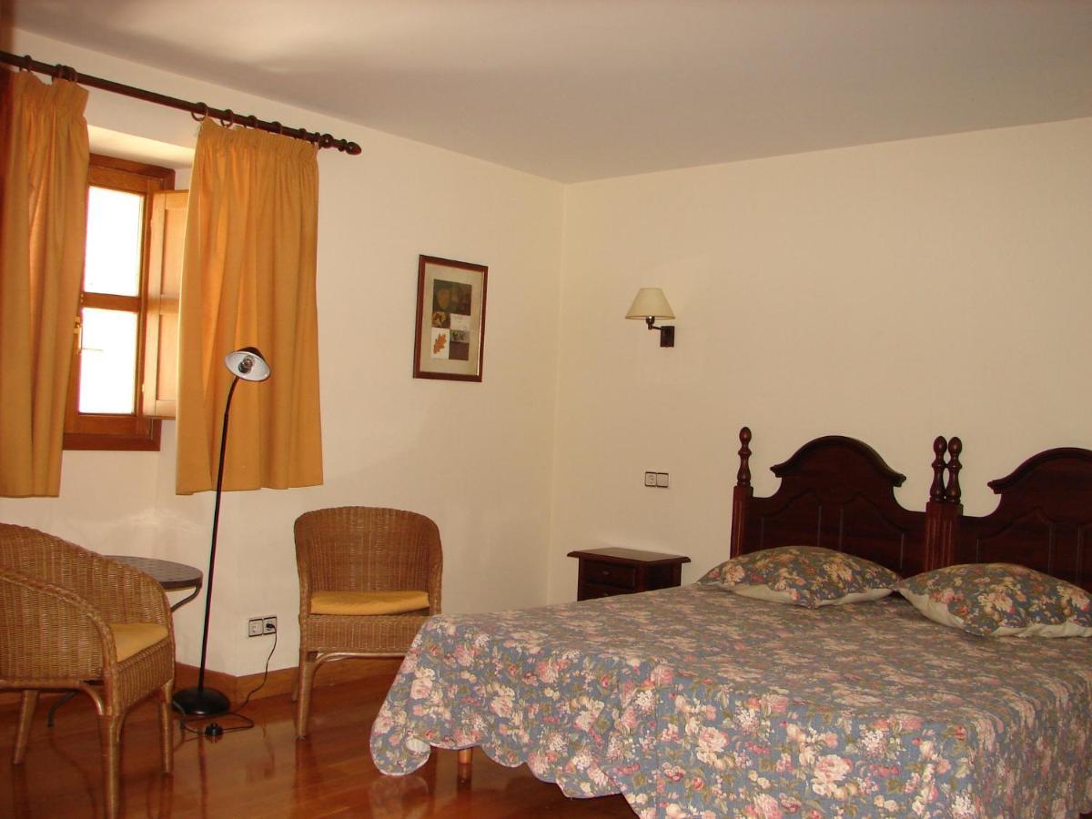 Apartamentos Lazkano I Y II Uharte-Arakil Luaran gambar